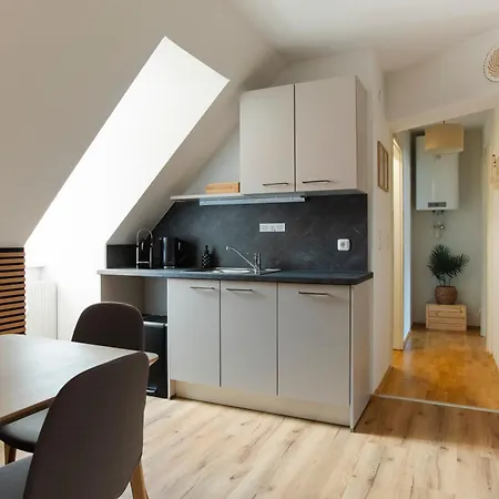 公寓 Quiet Courtyard Altstadt - 3br & Free Parking By Hero Homes *