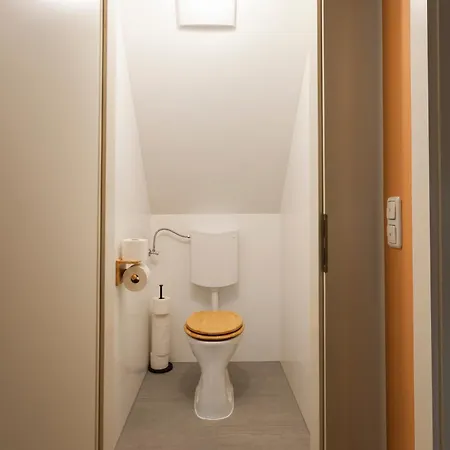 Quiet Courtyard Altstadt - 3br & Free Parking By Hero Homes 公寓